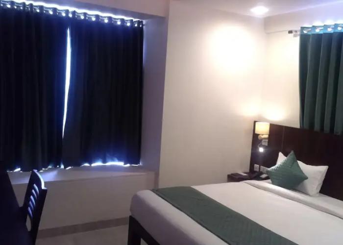 Hotel Radiant Star