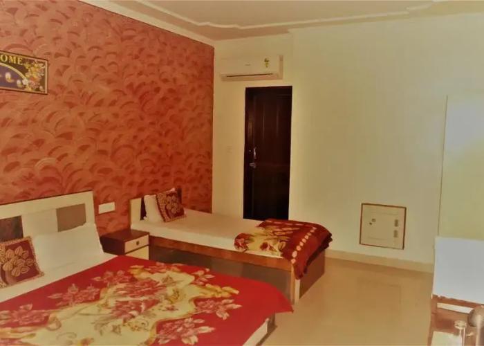 Hotel Star Inn
