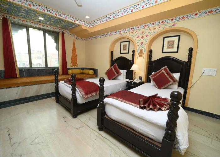 Hotel Fort Chandragupt Jaipur