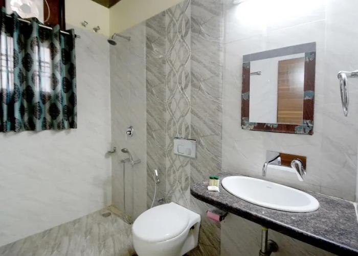 Hotel Heiwa Inn