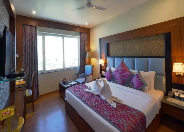 Hotel Shri Ram Empire