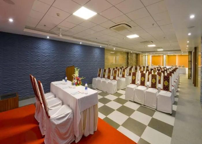 Hotel Shri Ram Empire