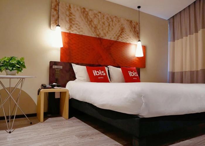 Ibis Jiayuguan Railway Station Hotel