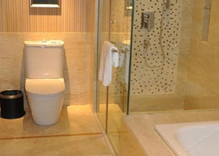 XinHua JianGuo Hotel