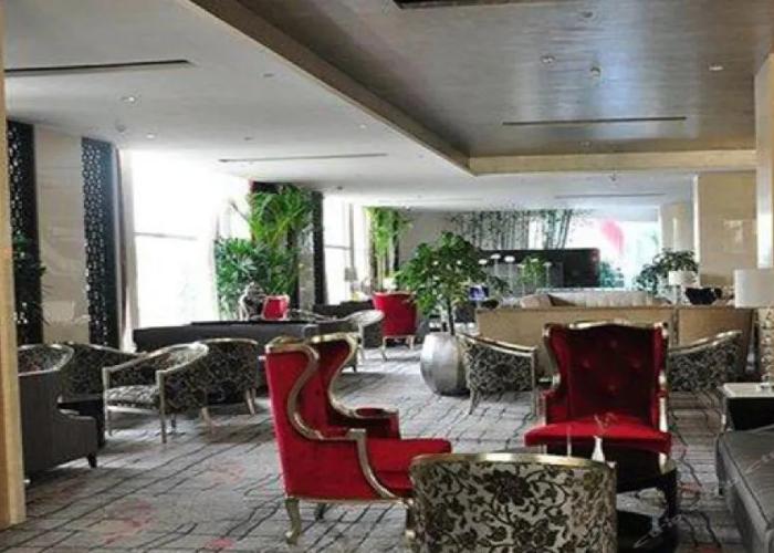 XinHua JianGuo Hotel