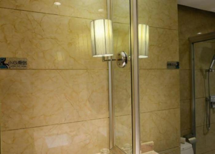 Jinghu Hotel