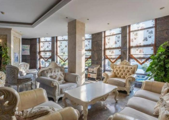 Jinghu Hotel