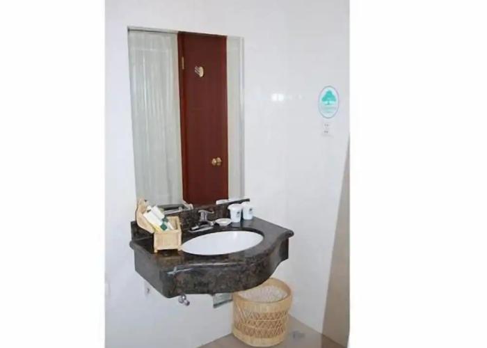 GreenTree Inn Jiujiang Railway Station Hotel