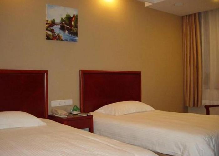 GreenTree Inn Jiujiang Railway Station Hotel