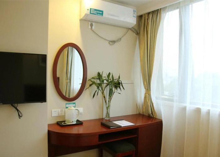 GreenTree Inn Jiujiang Railway Station Hotel