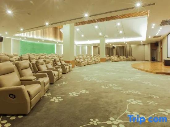 Xihai Hot Spring Holiday Hotel