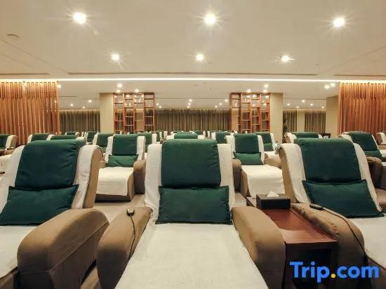 Xihai Hot Spring Holiday Hotel