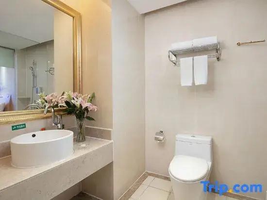 Vienna International Hotel Jiujiang Shili Street