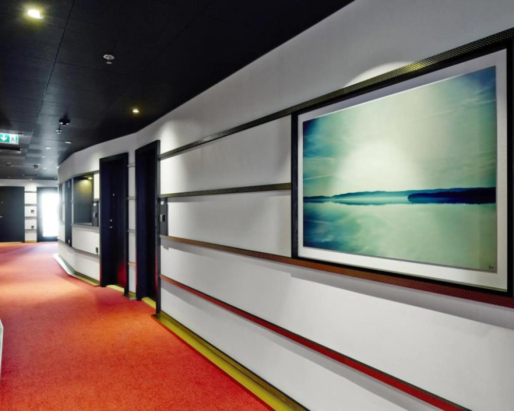 фото Vox Hotel
