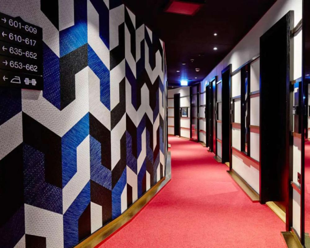 фото Vox Hotel