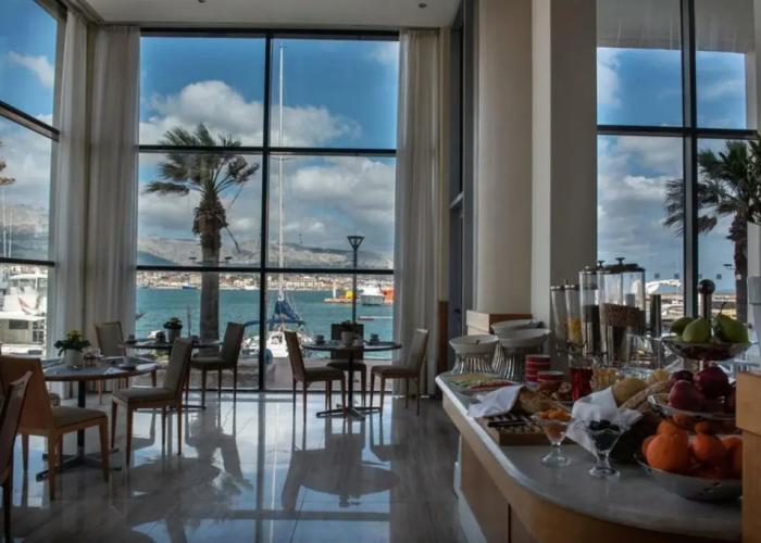 Chios Chandris Hotel