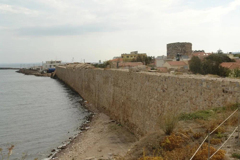 фото Spitakia