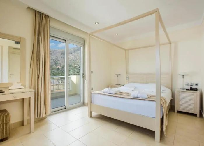 Almiriki Chios Rooms & Apartments