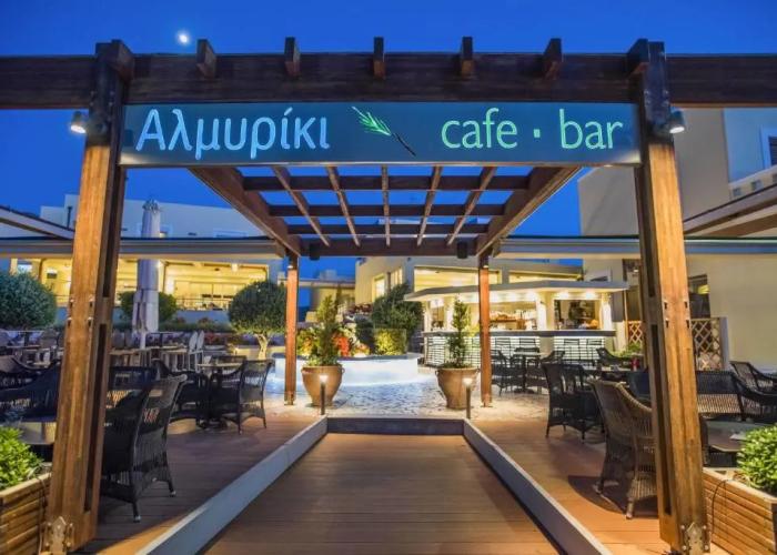 Almiriki Chios Rooms & Apartments