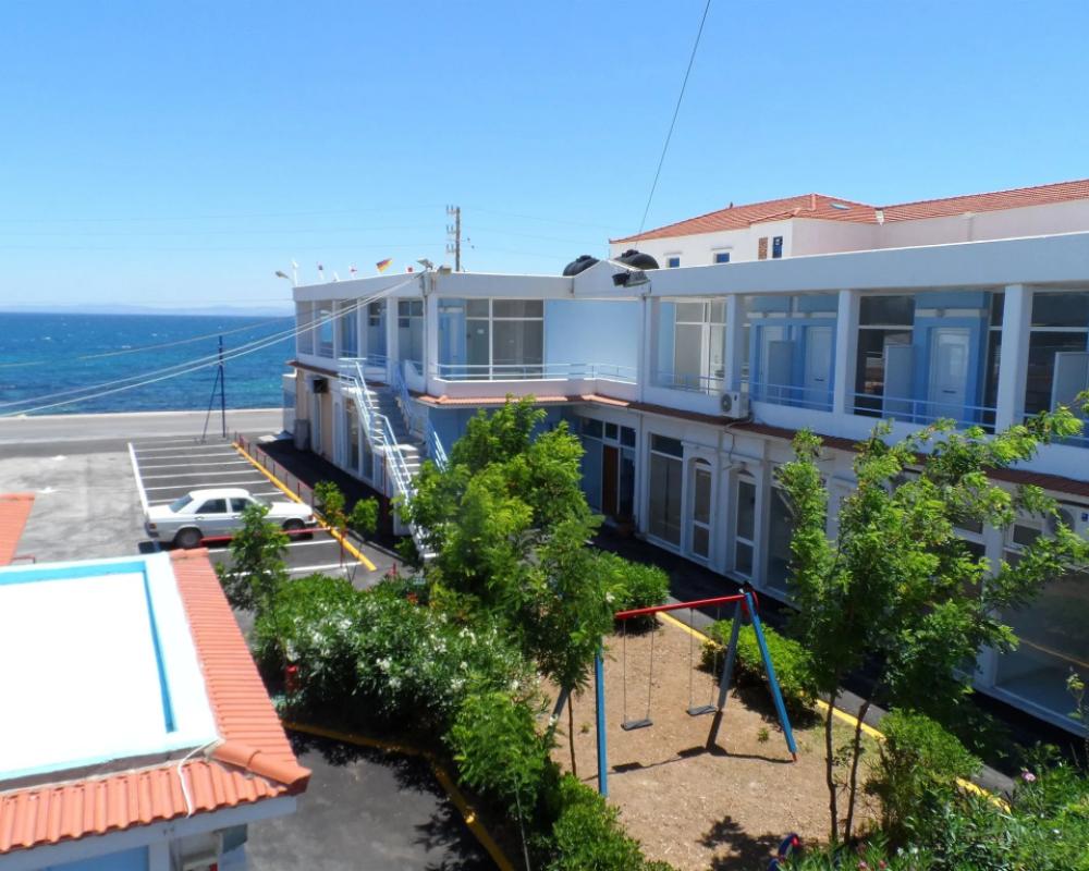 фото Seafront Studios & Apartments