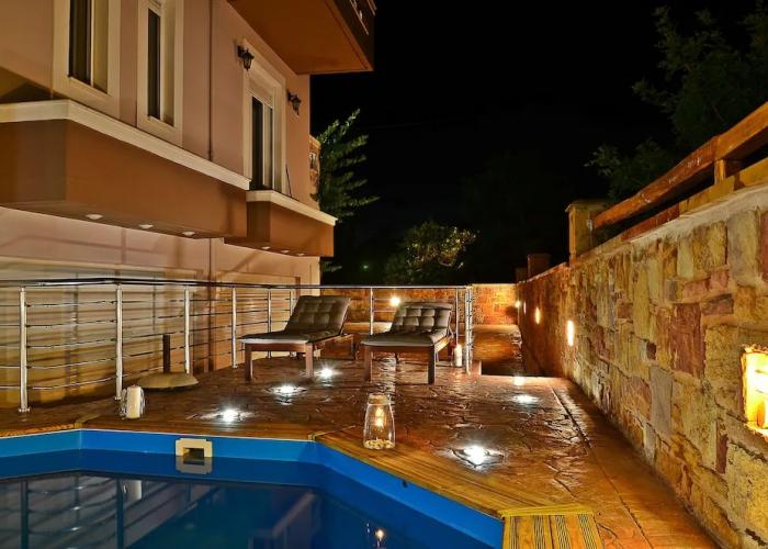 Mastiha Villas in Town