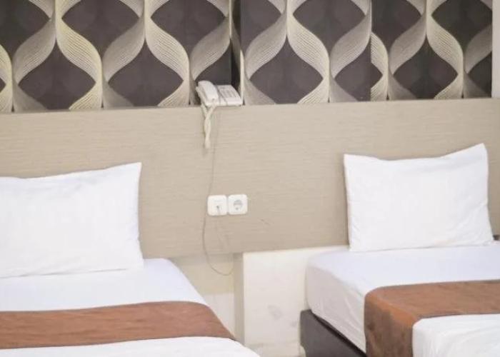 Hotel Sanrina