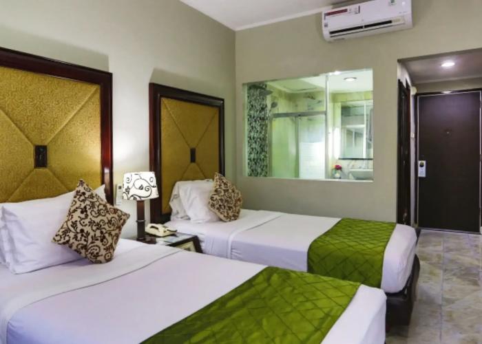 Johns Pardede International Hotel
