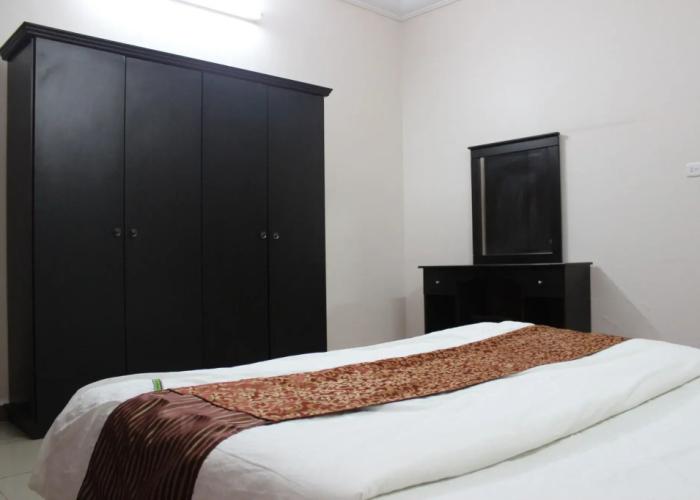 Al Eairy Furnished Apartments Al Baha 2