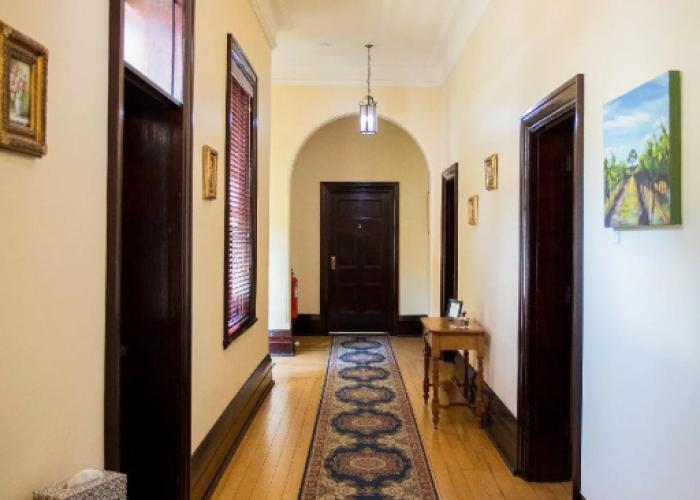 Petersons Armidale Winery & Guesthouse