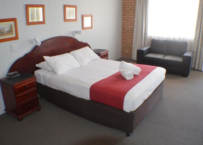 Deer Park Motor Inn