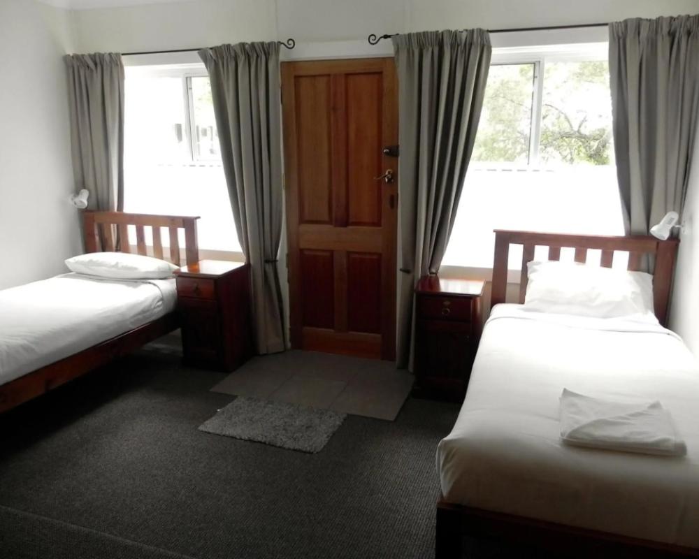 фото Moore Park Inn