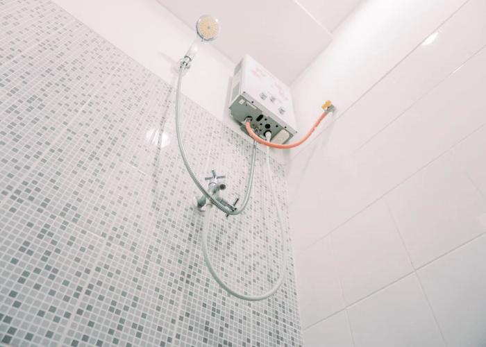 Homey And Warm 1Br At Sentraland Cengkareng Apartment