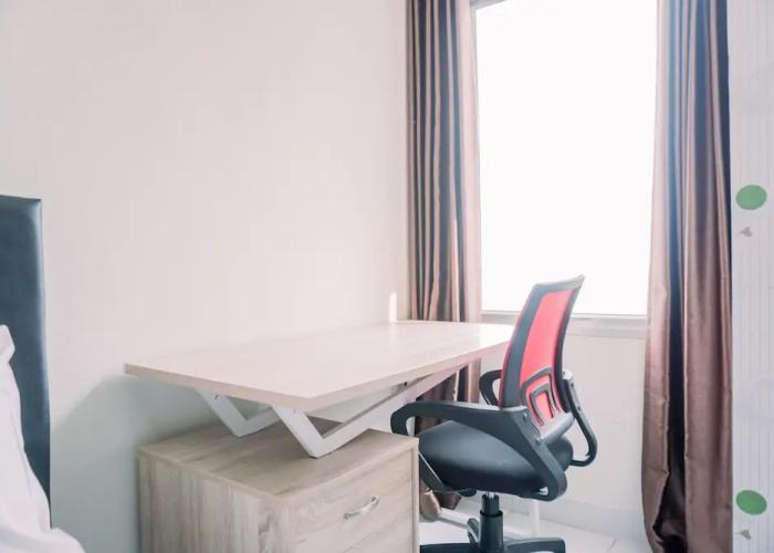Homey And Warm 1Br At Sentraland Cengkareng Apartment