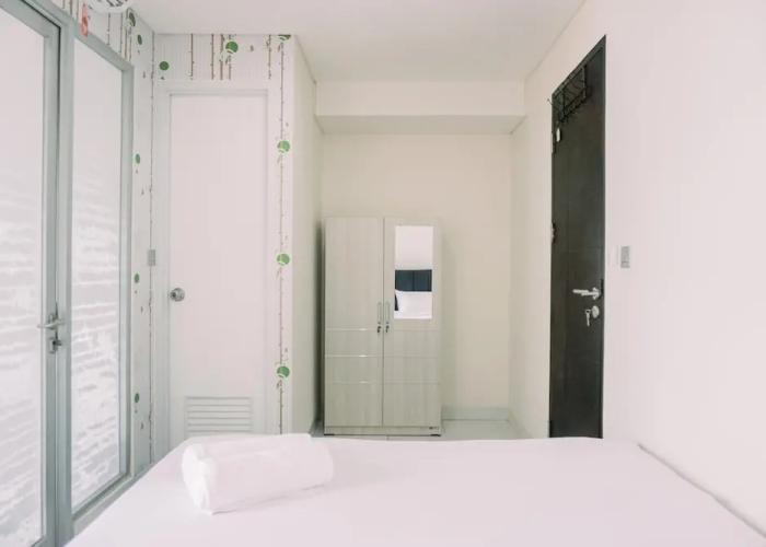 Homey And Warm 1Br At Sentraland Cengkareng Apartment