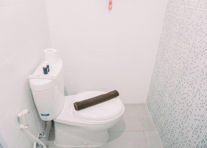 Homey And Warm 1Br At Sentraland Cengkareng Apartment