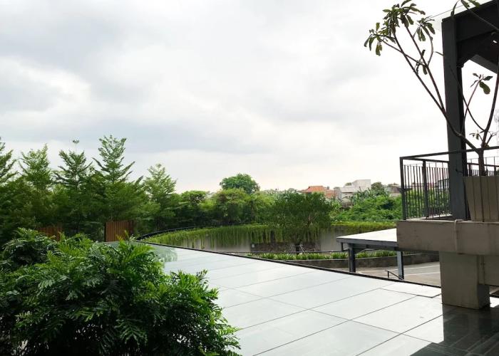 Comfy And Modern Look 1Br Gateway Park Lrt City Bekasi Apartment