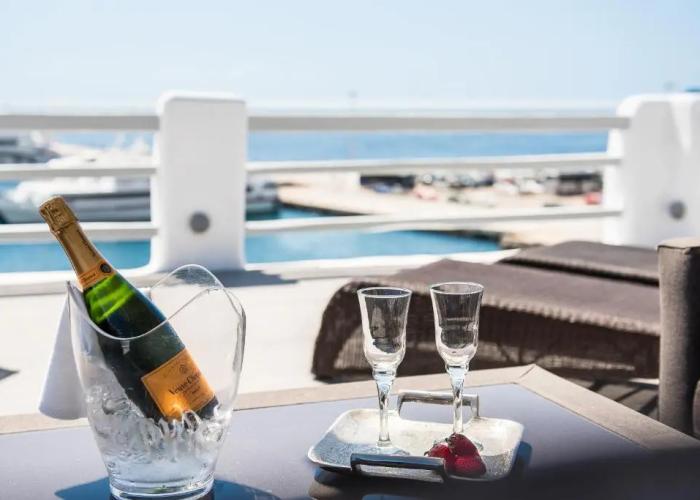 Riva Suites - Adults Only