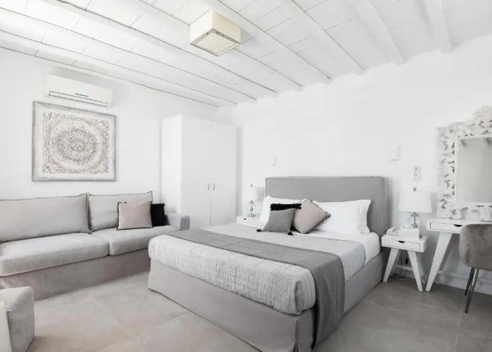 Riva Suites - Adults Only