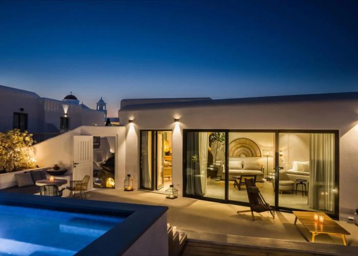 Amyth of Mykonos Super Paradise