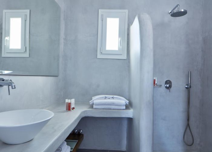 Mykonos Waves Beach House & Suites