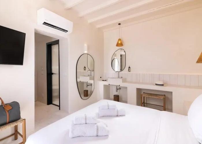 Porto Mykonos Hotel