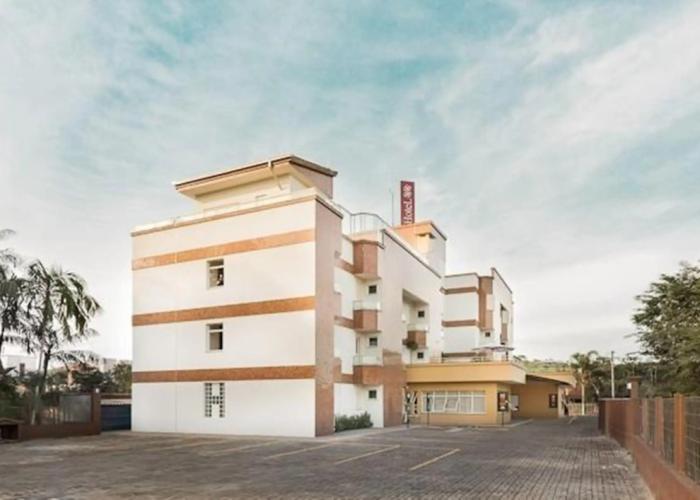 Hotel Dois H