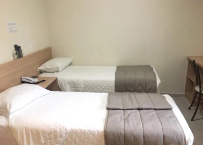 Hotel Dois H