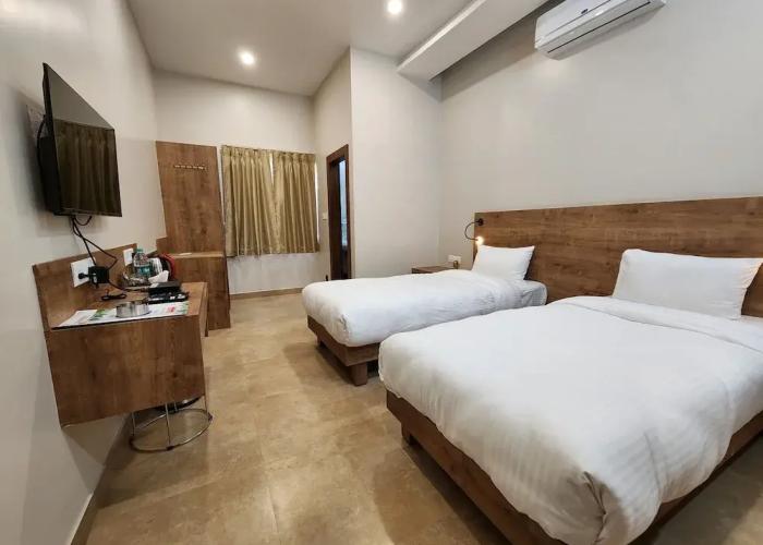 OYO 19968 Hotel Gulmohar Grand
