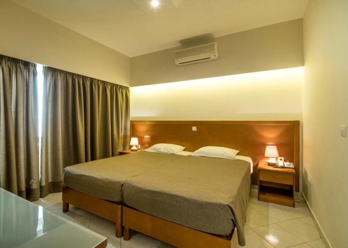 Hiona Holiday Hotel