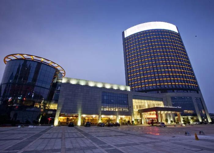 Long You West Lake Hillview International Hotel