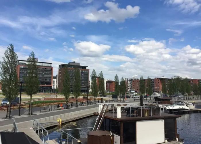 The Harbour Apartments