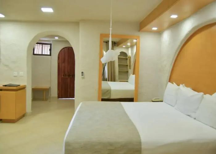 Caribbea Bay Resort