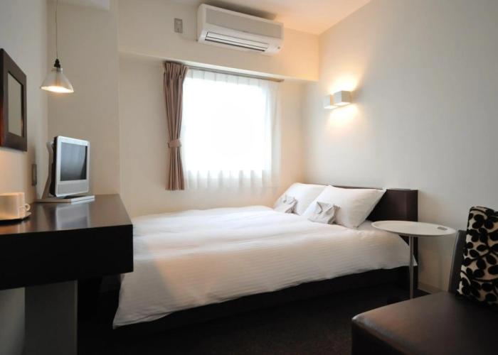 7 Days Hotel Plus