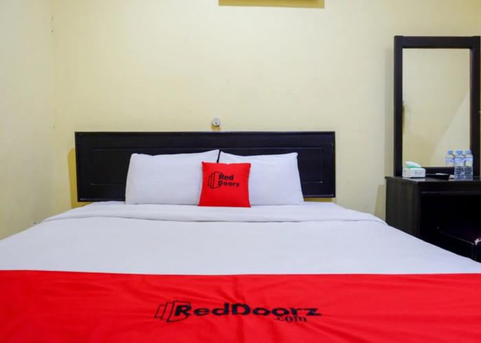 RedDoorz near Citraland Waterpark Kendari